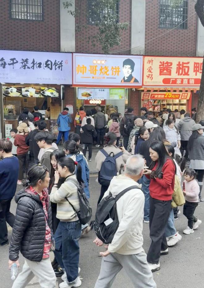 抖音直播人气购买，如何快速提升直播热度？