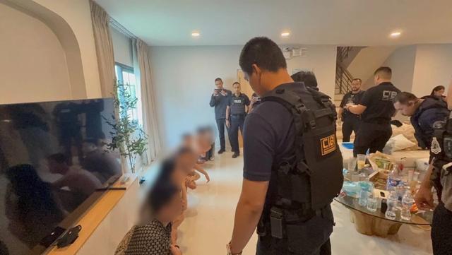 如何轻松在抖音上快速涨10个赞？揭秘高效网站技巧！