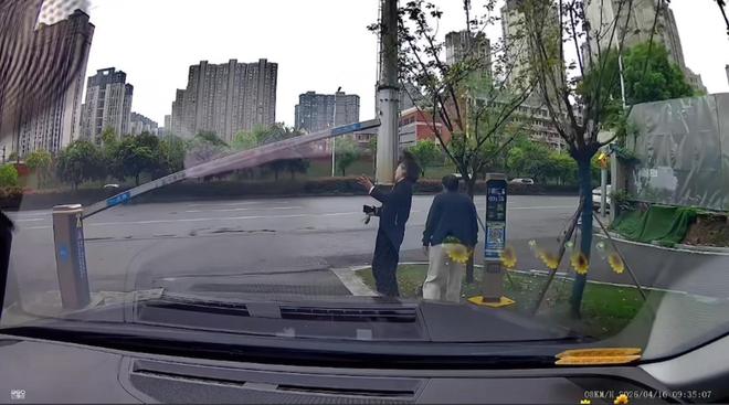 揭秘：小红书&抖音点赞神器，秒涨赞的秘密！