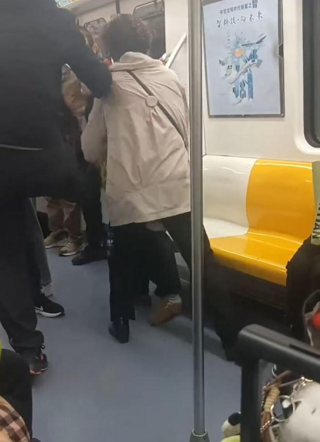 抖音免费在线点赞业务，网址靠谱便宜吗？