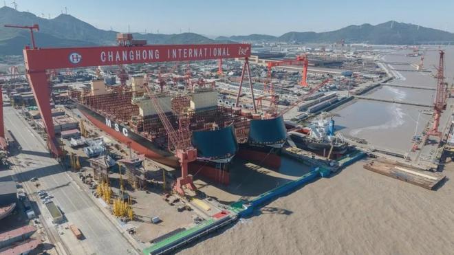 长宏国际为地中海航运建造的21700TEU级集装箱船