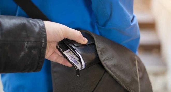 解梦，做梦钱包被偷的预兆及其深层含义