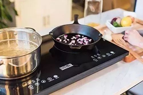 电磁炉炒菜老爆油怎么回事