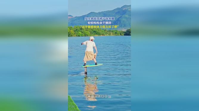 梦见忘穿衣服就出门，预示未来挑战与机遇并存的兆头