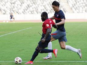 曝CBA新赛季将可注册四外援|俯瞰CBA新赛季(6) | 山东男篮两名新外援：生活已经整合，积分不够