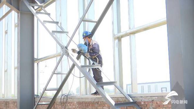 潍坊市坊子区：机械、物料准备充足优质包靠服务助力项目建设提速