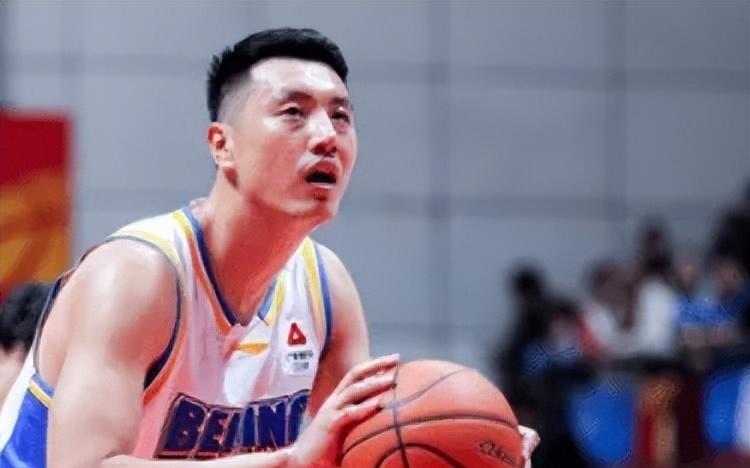 北京89-85新疆 球员评价:3人优秀，3人及格，4人低迷