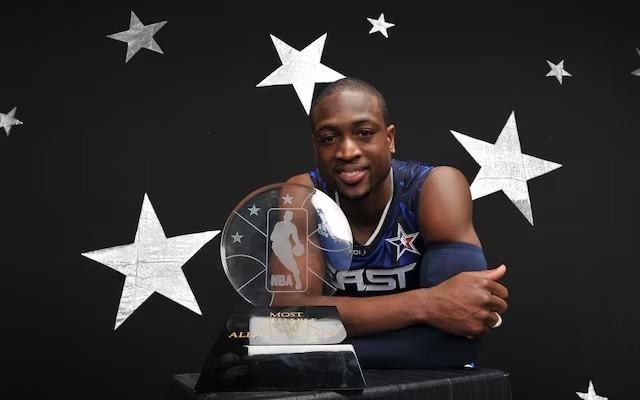 韦德：建议NBA把全明星赛放在赛季后举行，让球员们享受这次旅途