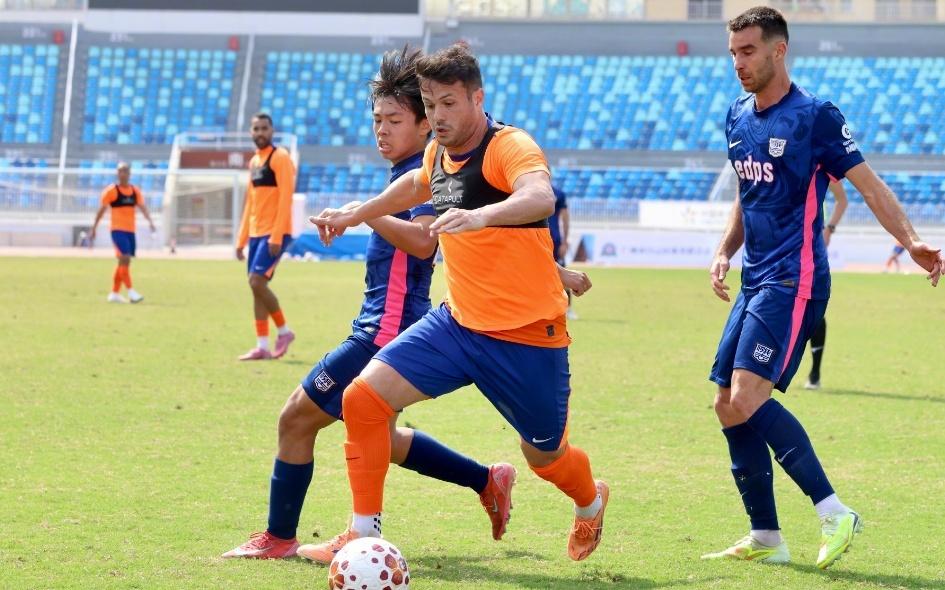 热身赛泰山队3-1赢球，德尔加多造两球，泽卡梅开二度建功