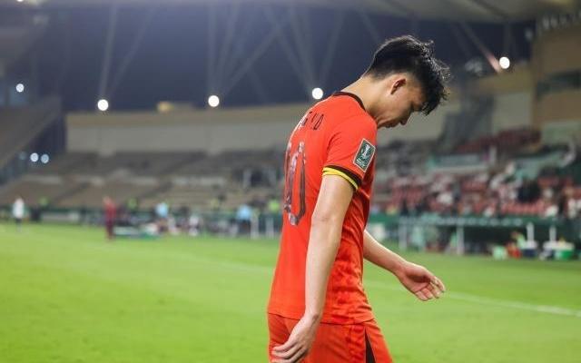 不要让决赛0比4抹杀了这支U23国足的成功