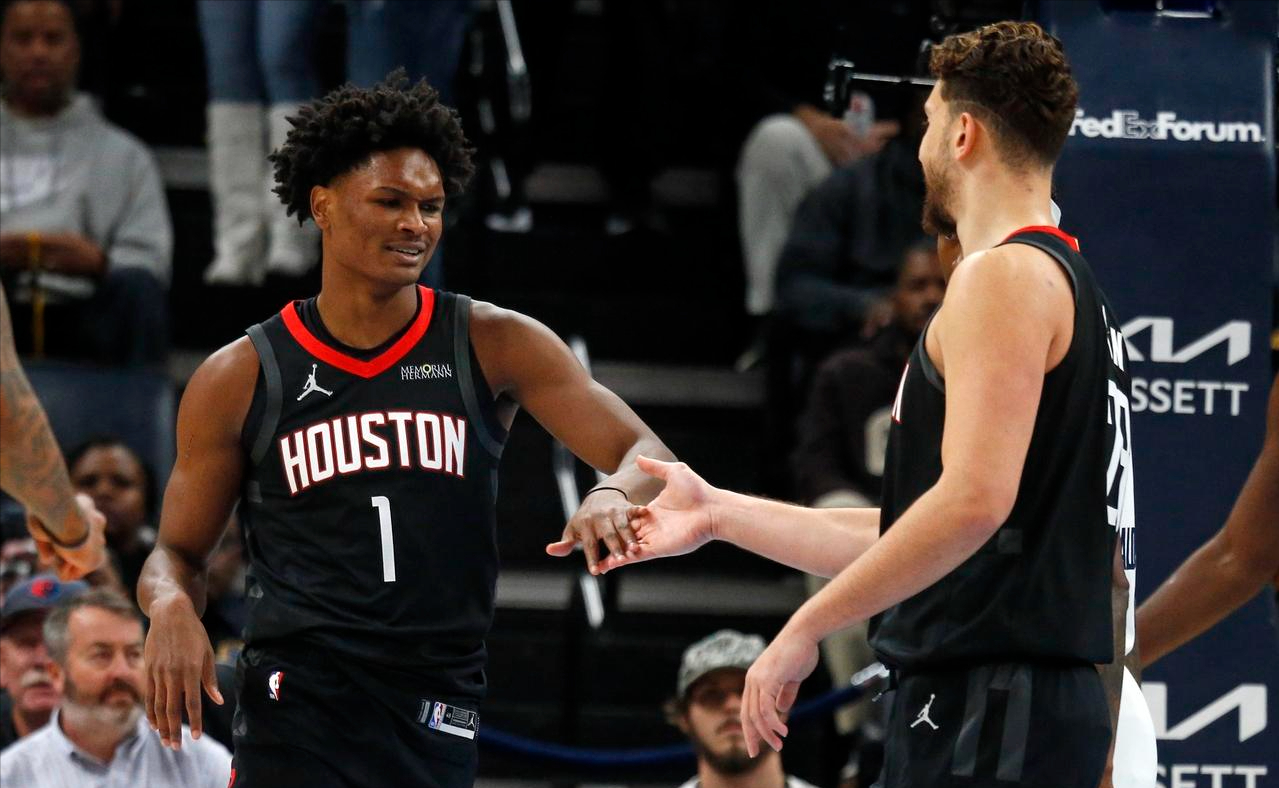 离开舒适区的阿门，数据有升有降暴露两问题，火箭有自己打算