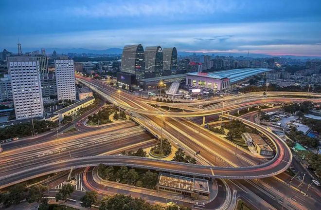 北京西城二手房一夜暴增70%!挂牌量从5千飙到9千,揭秘置换真相