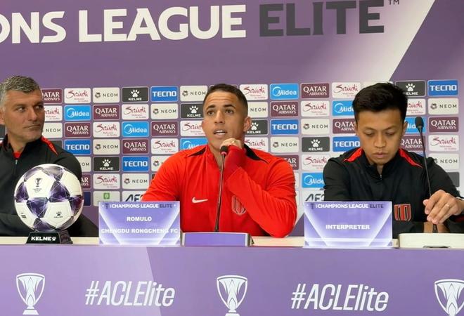 罗慕洛:我们和新帅配合很默契;很荣幸作为领军人物帮助球队