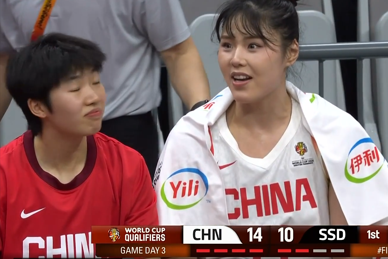 中国女篮：王思雨效率高17分，奇兵14分，李月汝6中1再取一胜