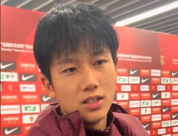 向余望谈U23平局：上下半场判若两队，遗憾未赢但调整见效