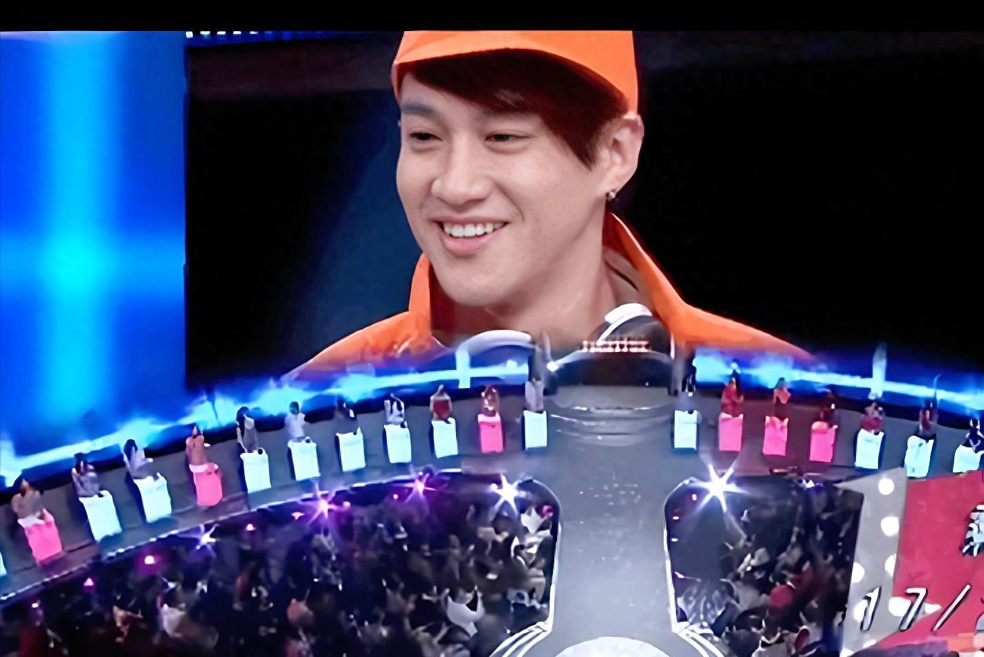 何润东意外翻红，早年《非诚勿扰》经历被翻出，厚嘴唇成魅力标签