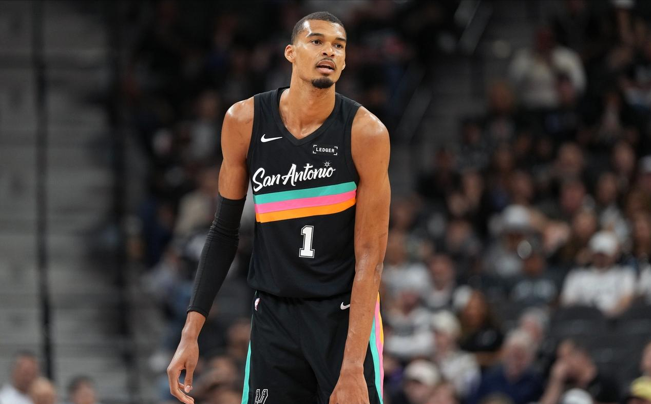 状元对决文班亚马尽显统治力，三大奖项志在必得，主帅展望未来