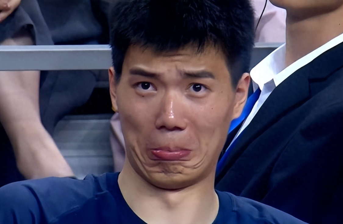 广东男篮19分优势遭逆转，赛后球员评分：5人低迷4人合格，隐患暴露