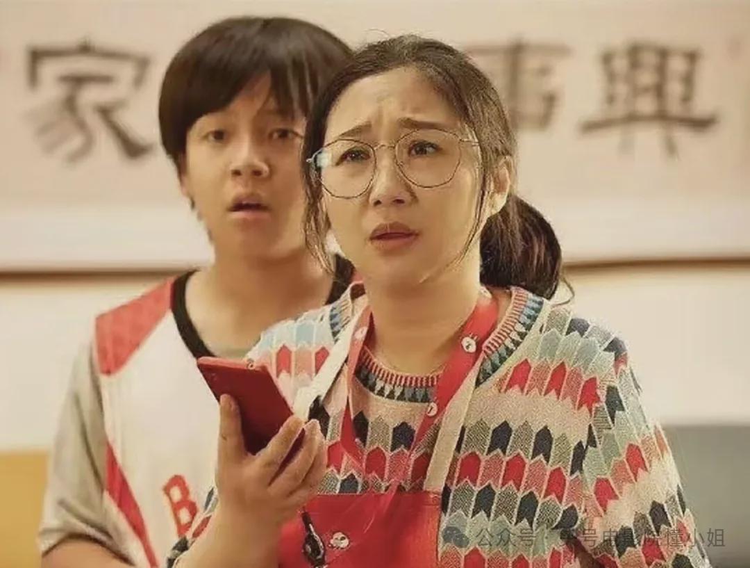 傅首尔银幕首秀惨败！5000万投资首日票房3千，观众用脚投票揭露行业乱象