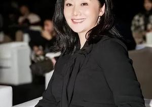 被琼瑶忽悠,为拍戏打掉孩子,如今59岁的赵丽娟得到了什么?-沐风文化